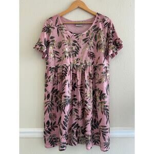 Dantelle gold leaf print Babydoll pink dress‎ Size Medium sundress vacations